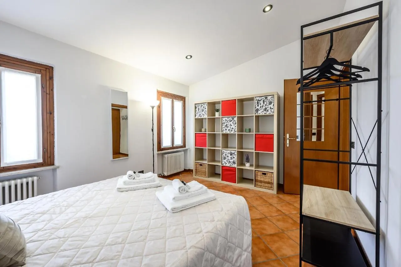 Hoomee San Zeno Apartment Verona 0*,  Italy