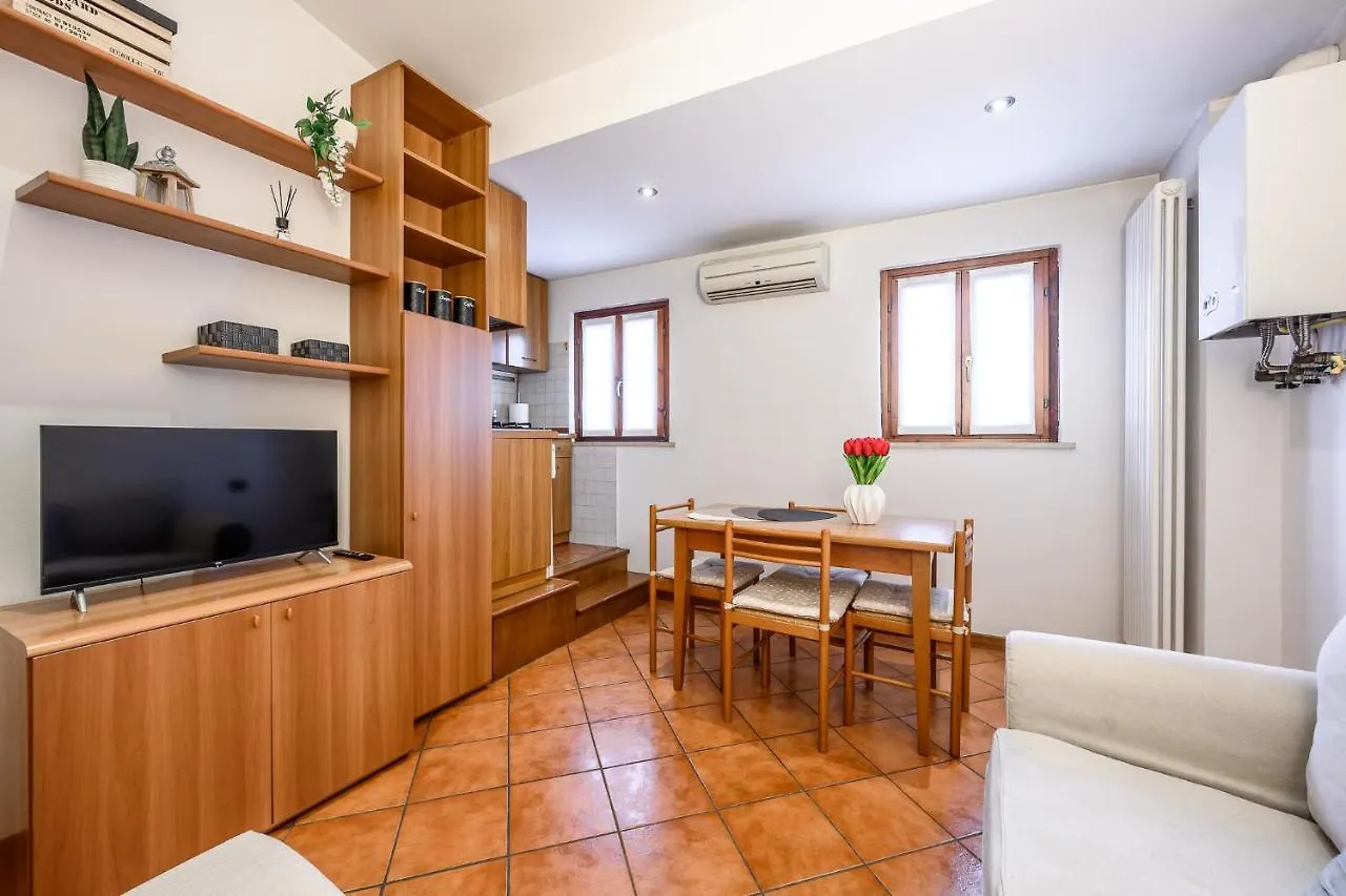 Hoomee San Zeno Apartment Verona 0*,  Italy