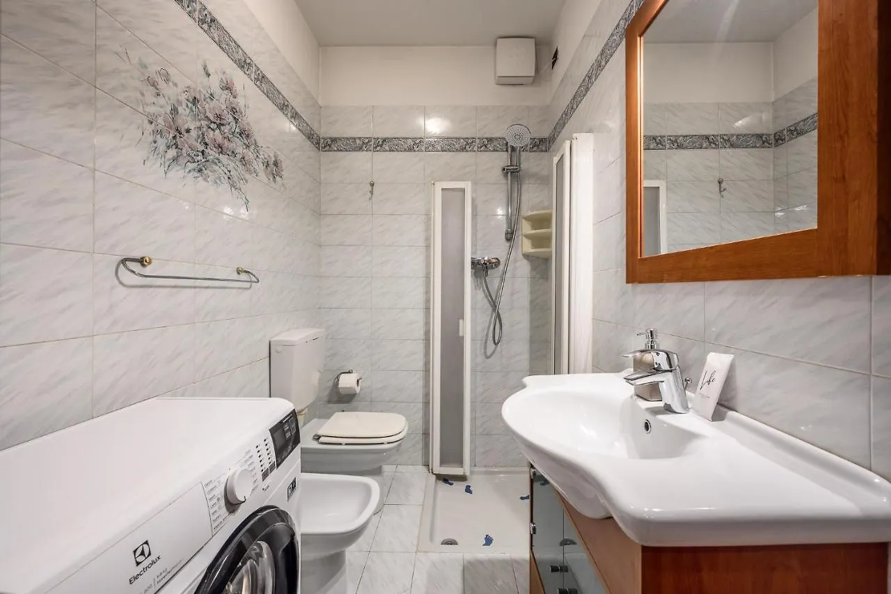 Hoomee San Zeno Apartment Verona 0*,
